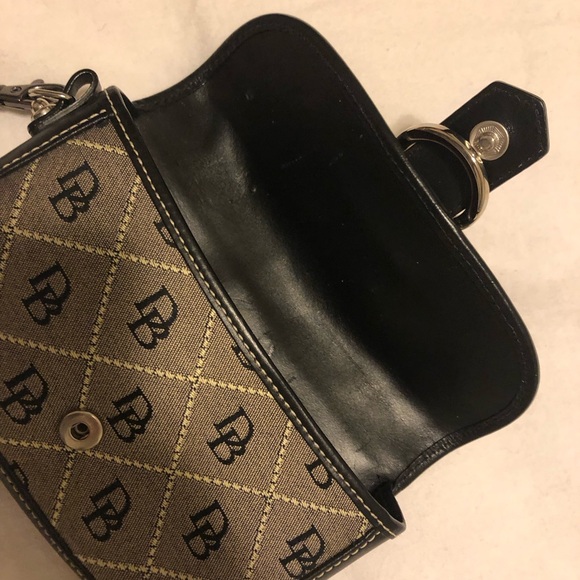Dooney Bourke Brown Black Monogram Wallet Wristlet - Picture 3 of 5